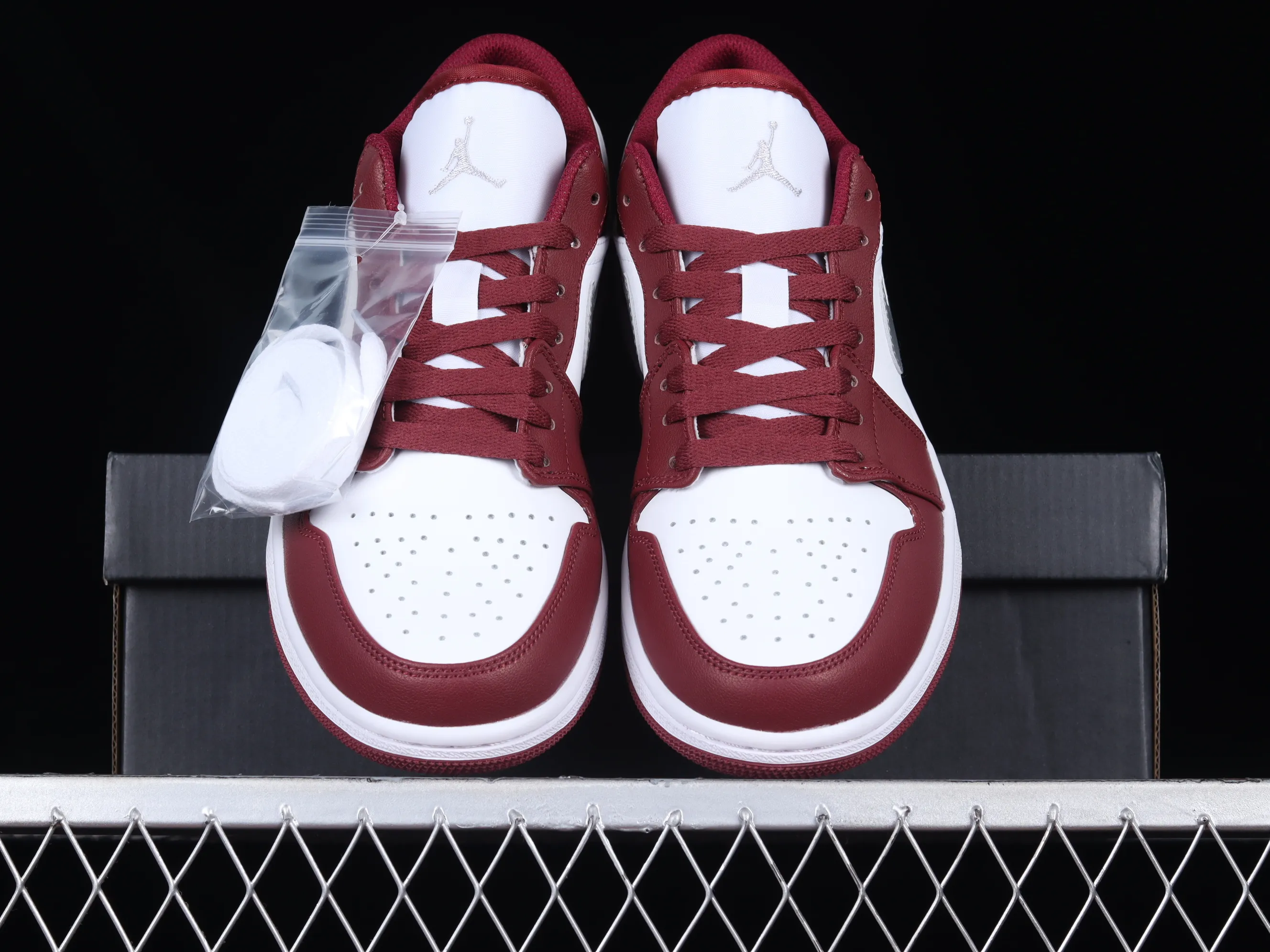 All categories Air Jordan Jordan series basketball shoes Air Jordan 1 Low Air Jordan 1 Low "Bordeaux" AJ1 Joe 1 Bordeaux Red low-top basketball shoes 553558-615